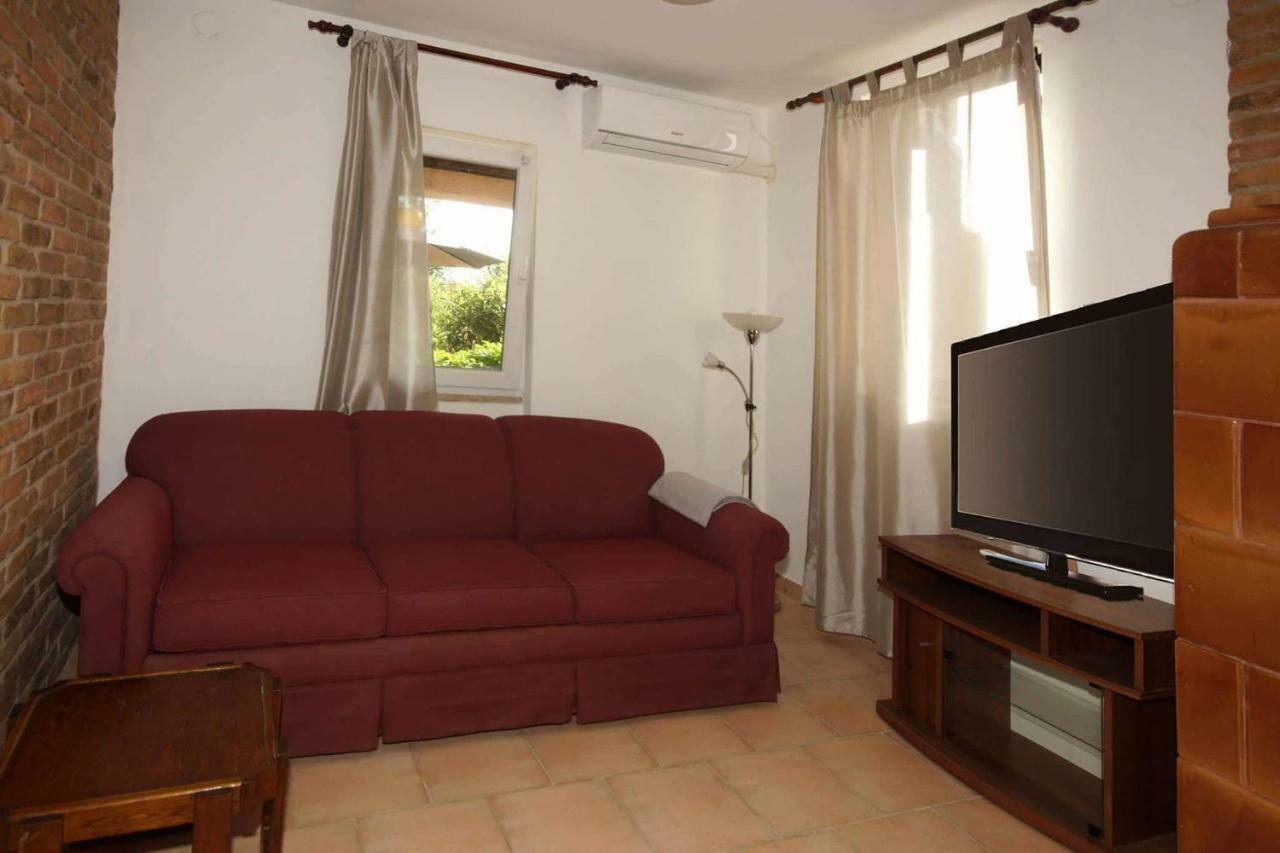 Apartman Eric Apartment Pula Bagian luar foto