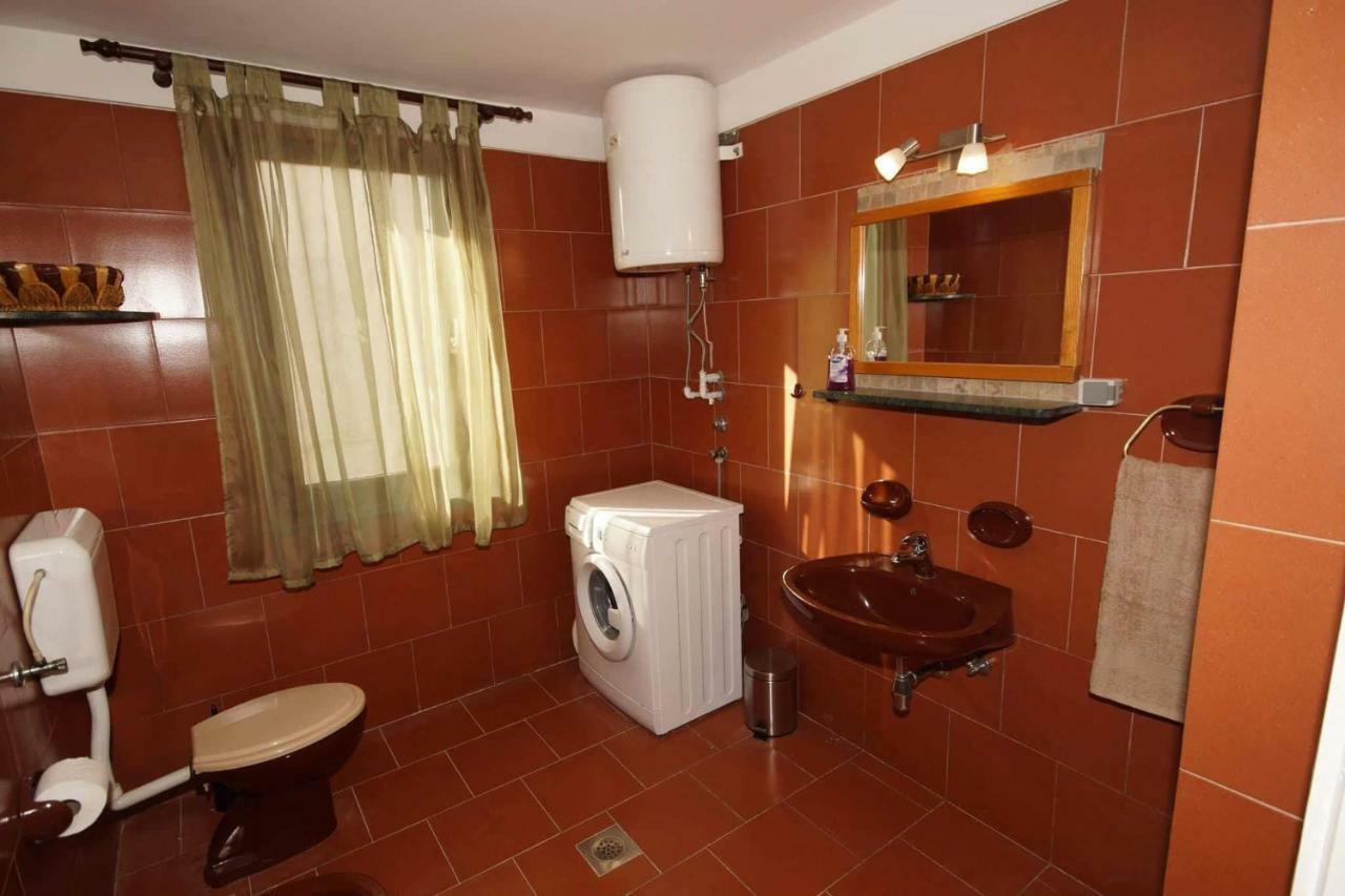 Apartman Eric Apartment Pula Bagian luar foto