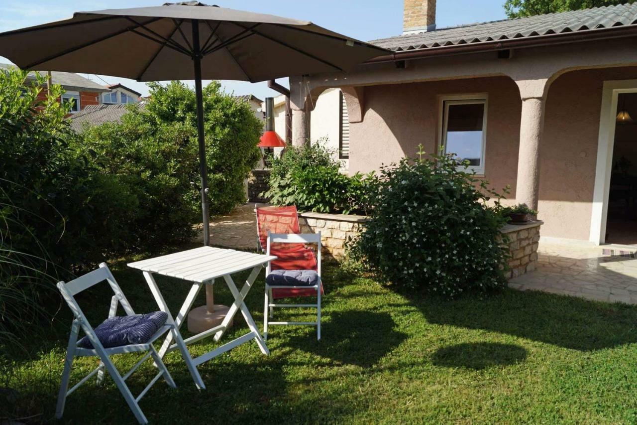 Apartman Eric Apartment Pula Bagian luar foto