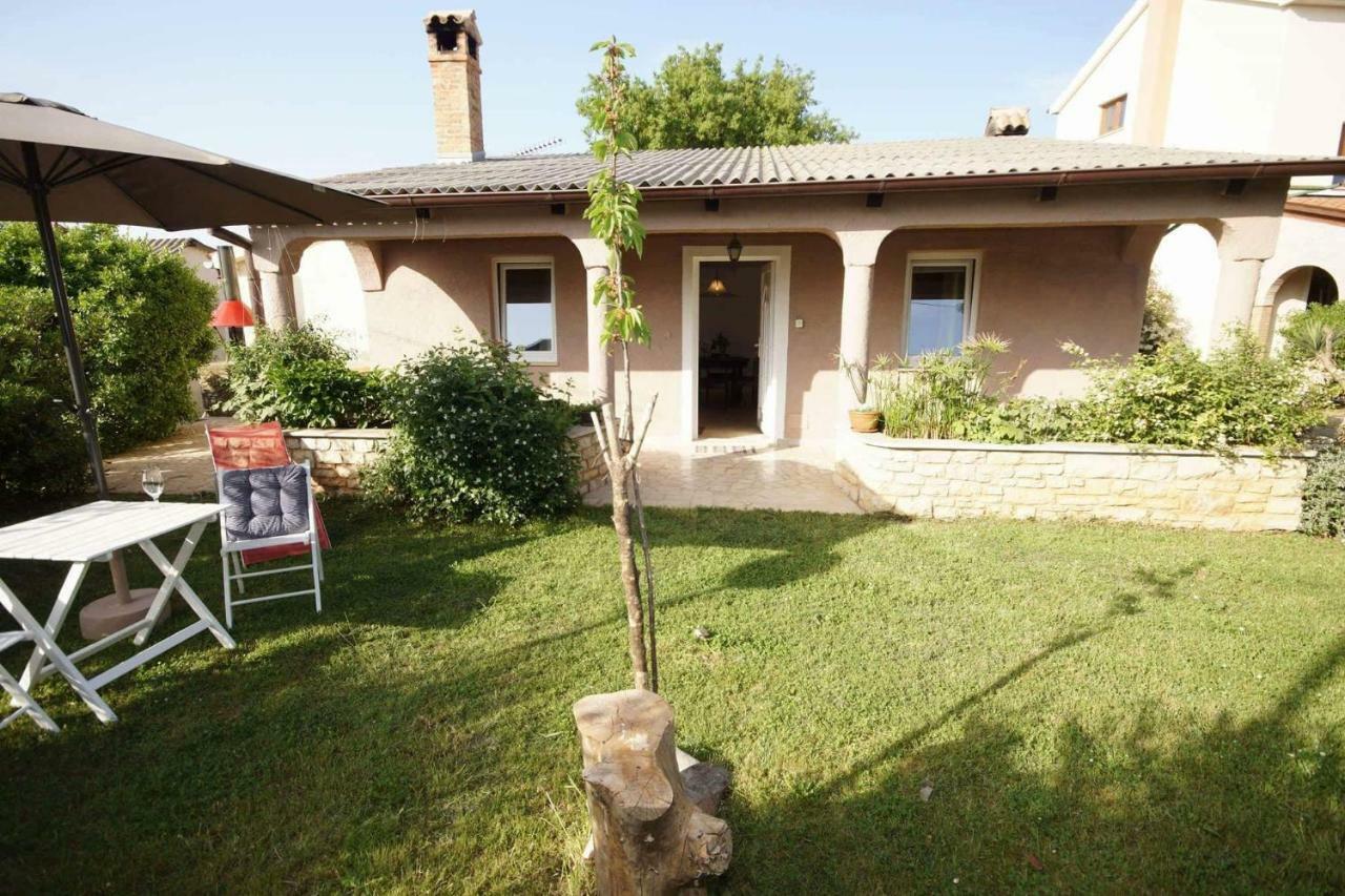 Apartman Eric Apartment Pula Bagian luar foto