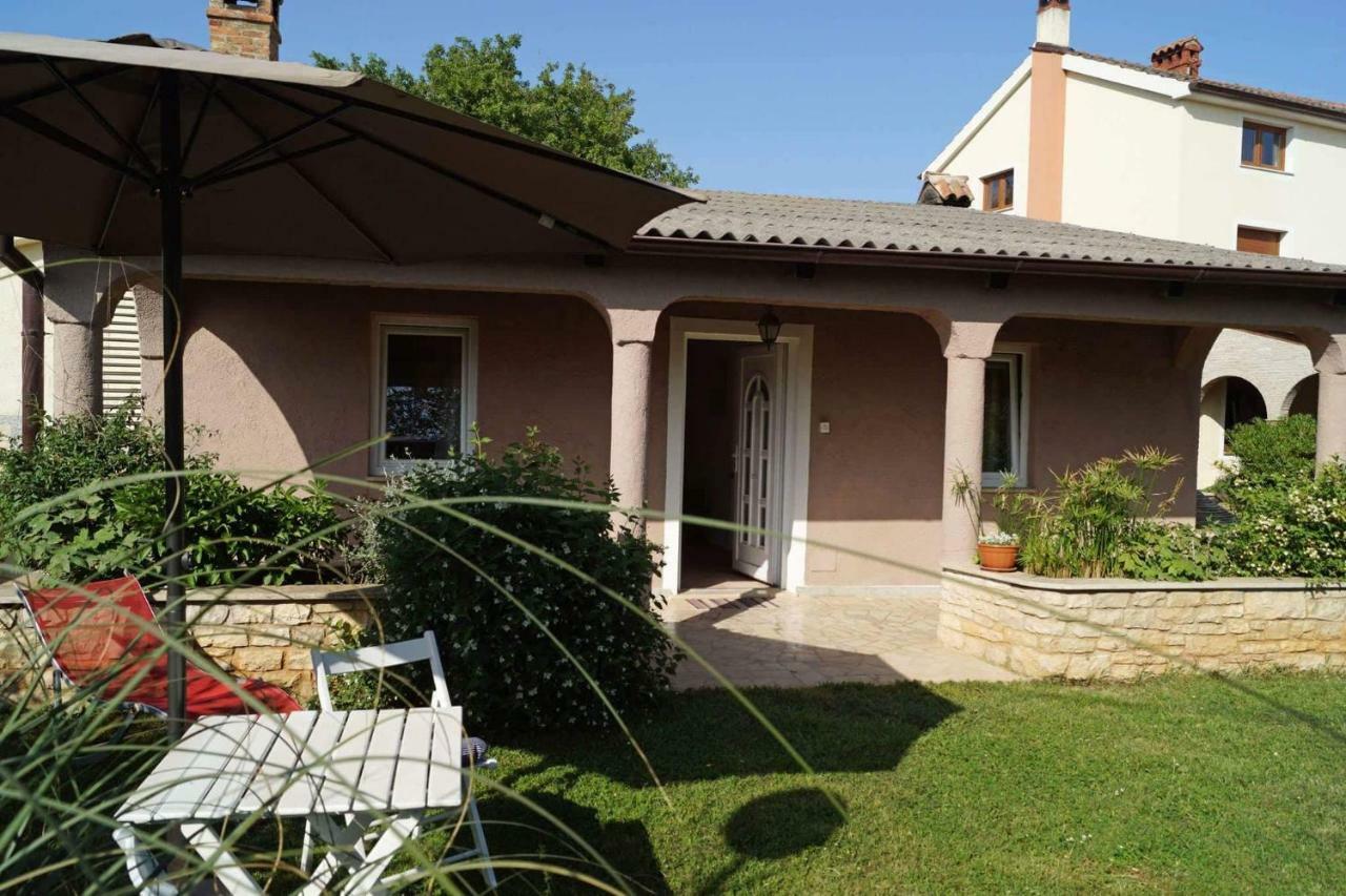Apartman Eric Apartment Pula Bagian luar foto